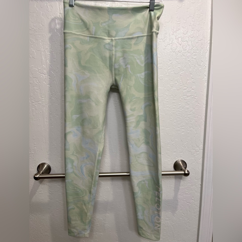 Pastel Green Camouflage Kids Leggings